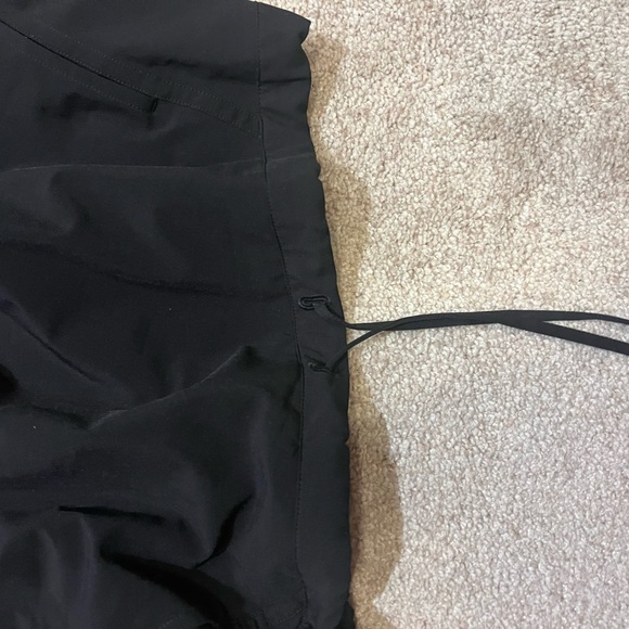 NWOT LULULEMON TOP - Picture 2 of 4